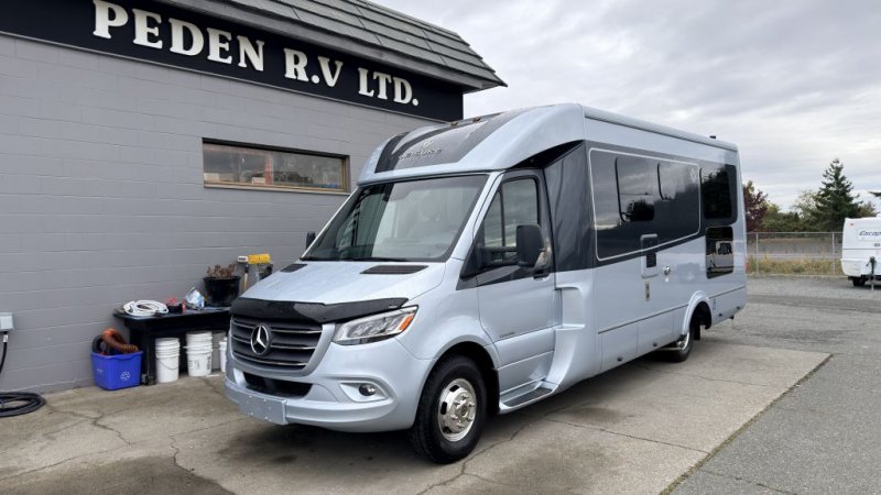 2021 LEISURE TRAVEL UNITY 24 RL