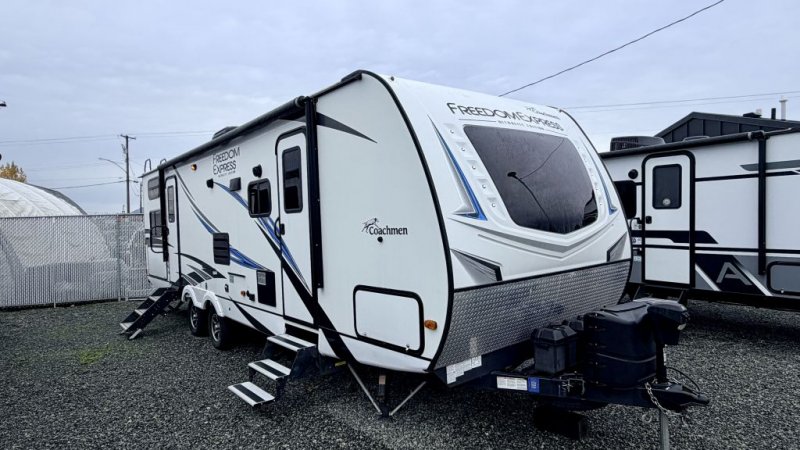 2021 COACHMEN FREEDOM EXPRESS 287 BHS