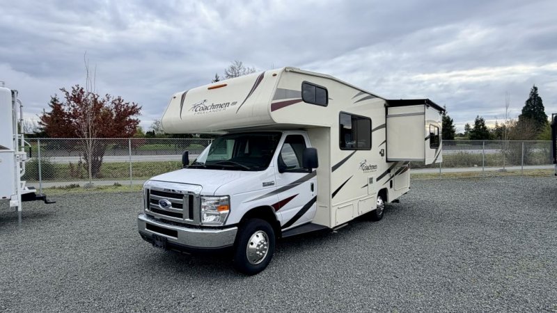 2018 COACHMEN FREELANDER 21RS