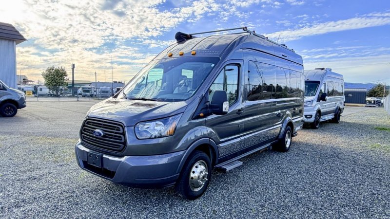 2017 WINNEBAGO PASEO 48P