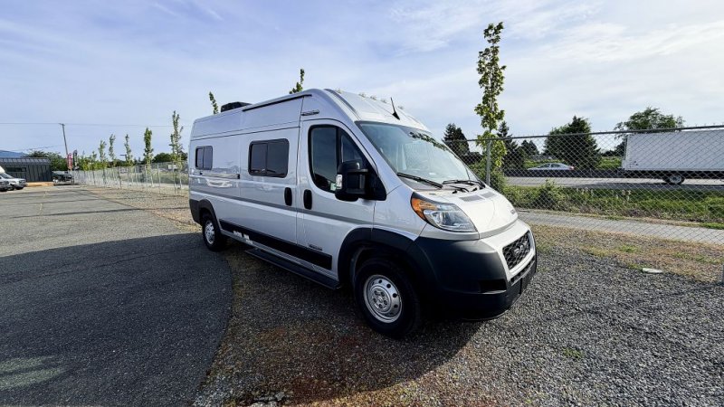 2023 WINNEBAGO SOLIS 59 P
