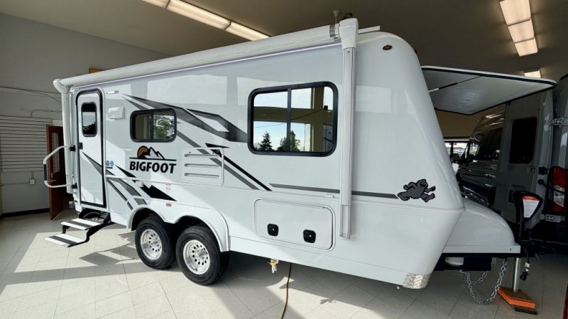 2027 BIGFOOT RV BIGFOOT 2500 21FB-TWIN BED