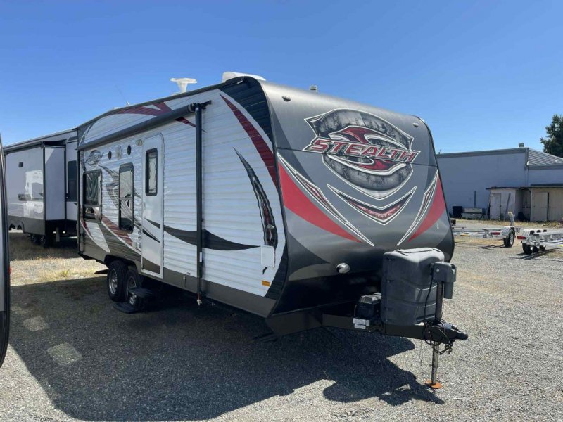 2015 FOREST RIVER STEALTH 1913