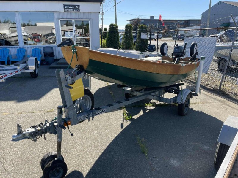 2015 PASSAGE MAKER CLC TYEE ROW BOAT