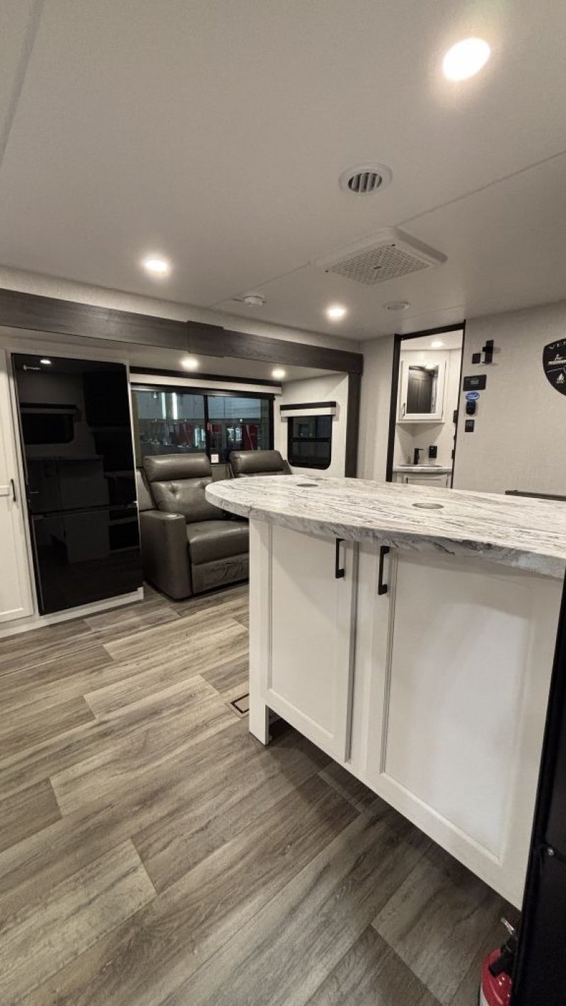 2026 VENTURE RV STRATUS 241VRK