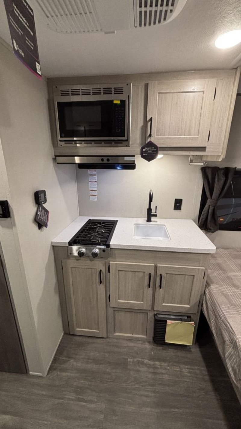 2026 FOREST RIVER AURORA 13RDX