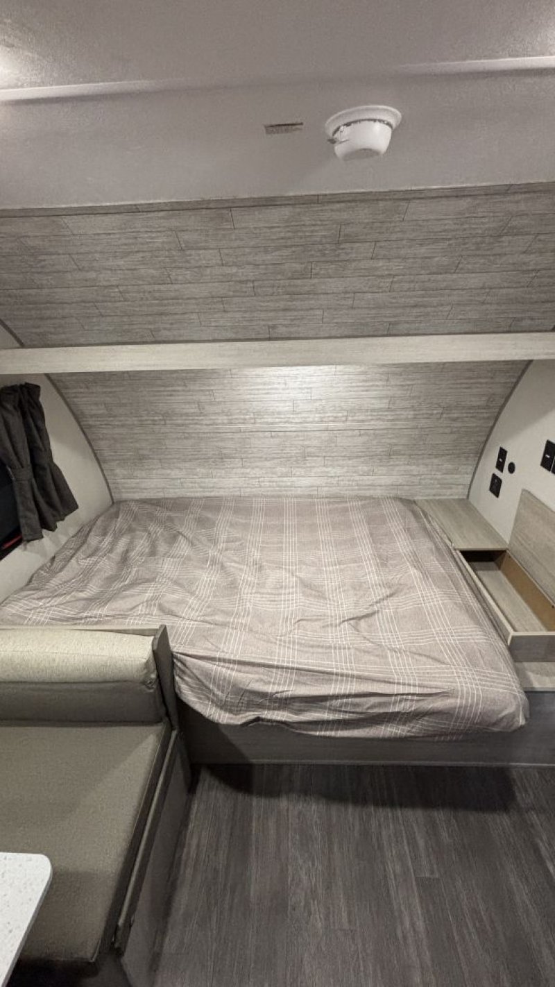 2026 FOREST RIVER AURORA 13RKX