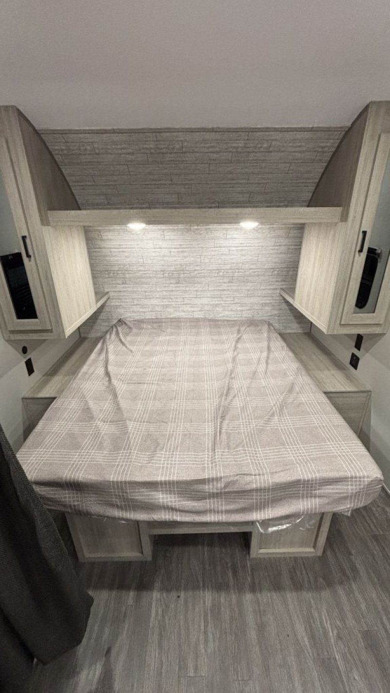 2026 FOREST RIVER AURORA 21BH