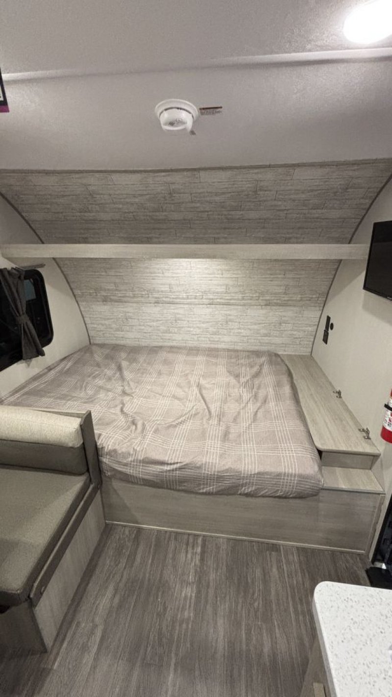 2026 FOREST RIVER AURORA 16BHX