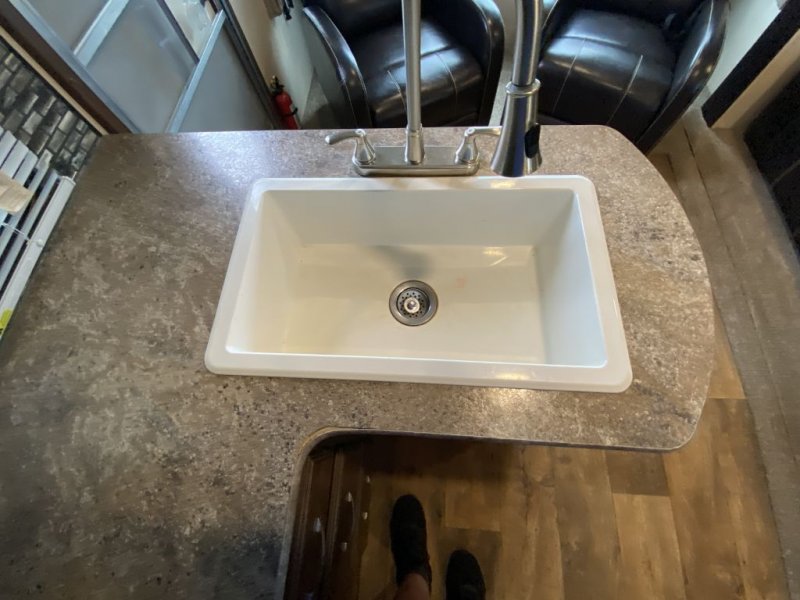 2020 FOREST RIVER SABRE 301BH