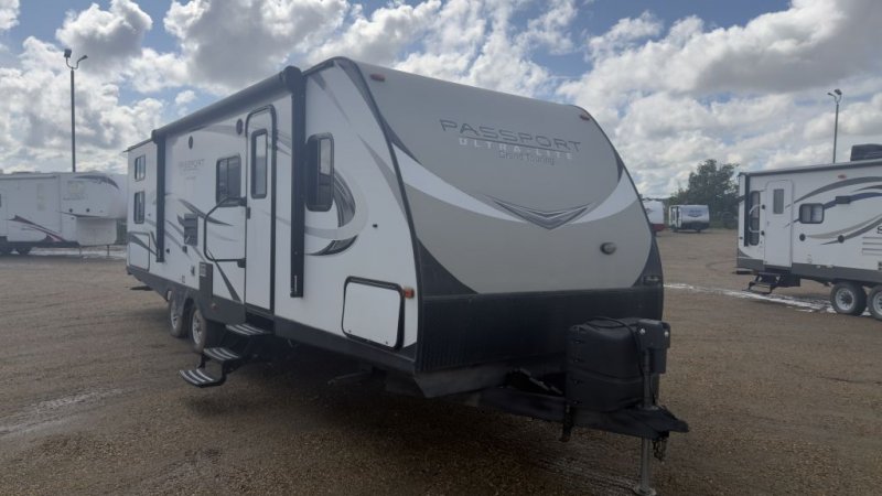 2018 KEYSTONE 32BH PASSPORT