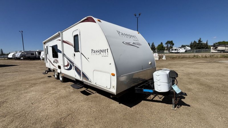 2011 PASSPORT ULTRA LITE 285RL