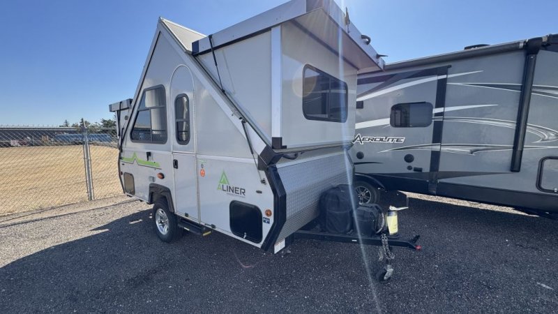 2022 ALINER RANGER 12 REAR SOFA