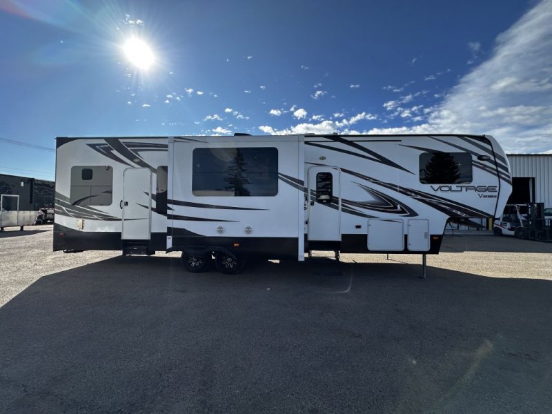 2014 DUTCHMEN V3605 VOLTAGE