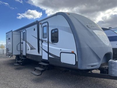 2014 MAPLE COUNTRY 33BD
