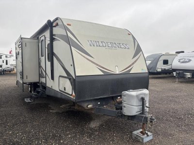 2016 WILDERNESS WD 3250BS