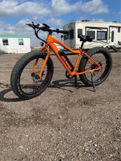 2023 THUNDERBOLT FAT TIRE E-BIKE
