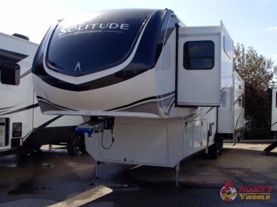 2026 SOLITUDE 370DV