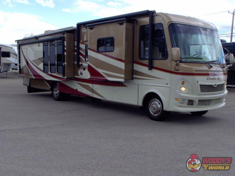 2009 THOR MOTOR COACH CHALLENGER 371