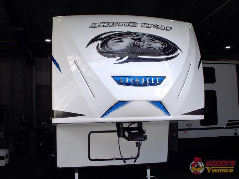 2024 FOREST RIVER ARTIC WOLF 23MLE