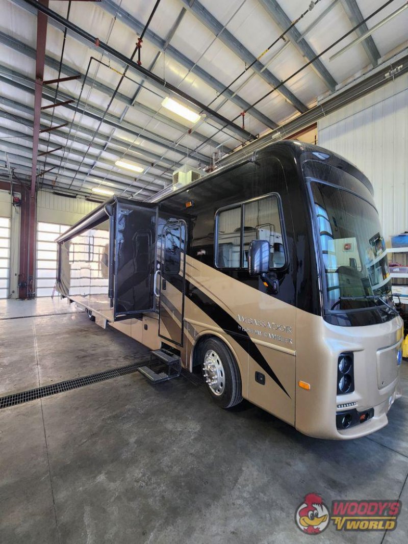 2016 FLEETWOOD HOLIDAY RAMBLER AMBASSADOR 38FST