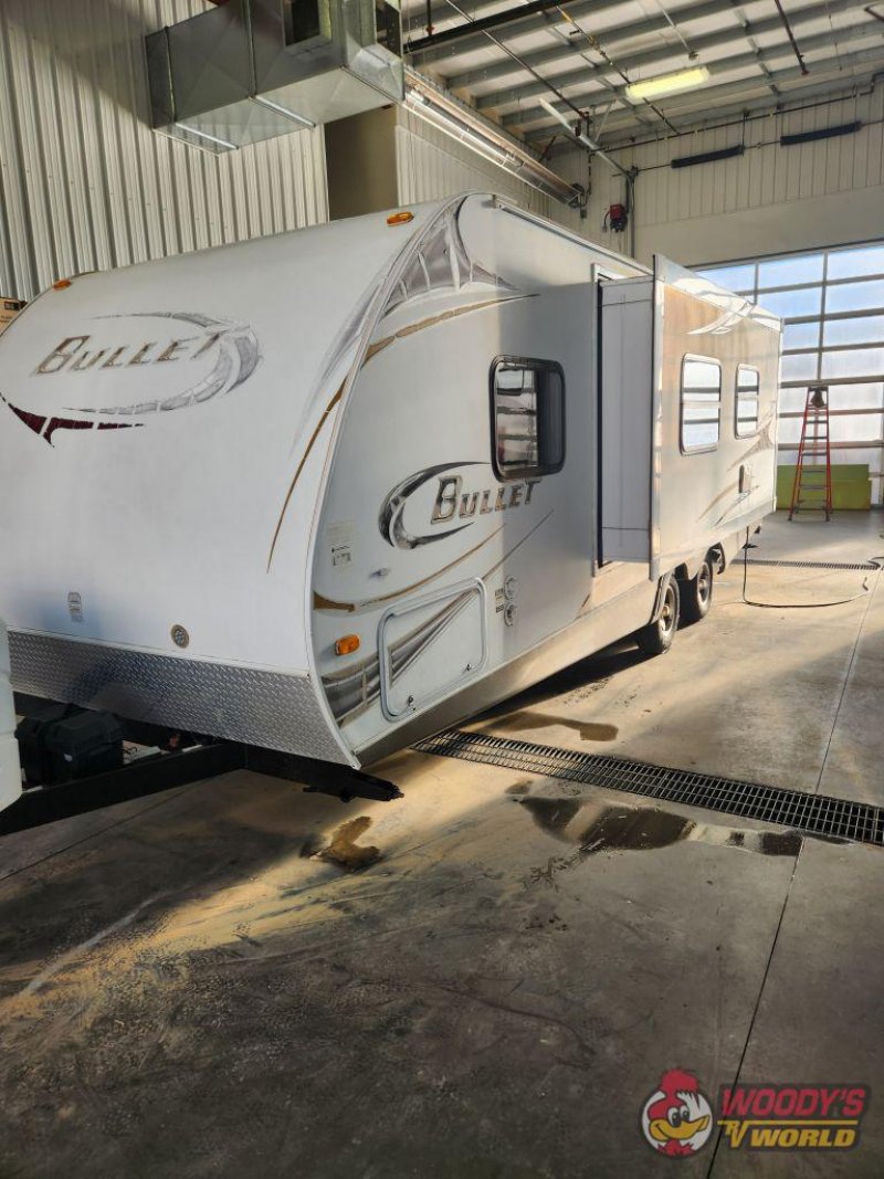 2010 KEYSTONE BULLET 246RBS