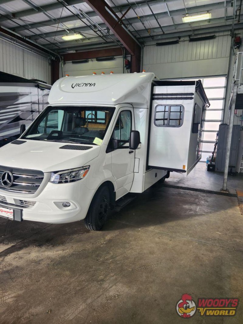 2026 RENEGADE VIENNA 25RML