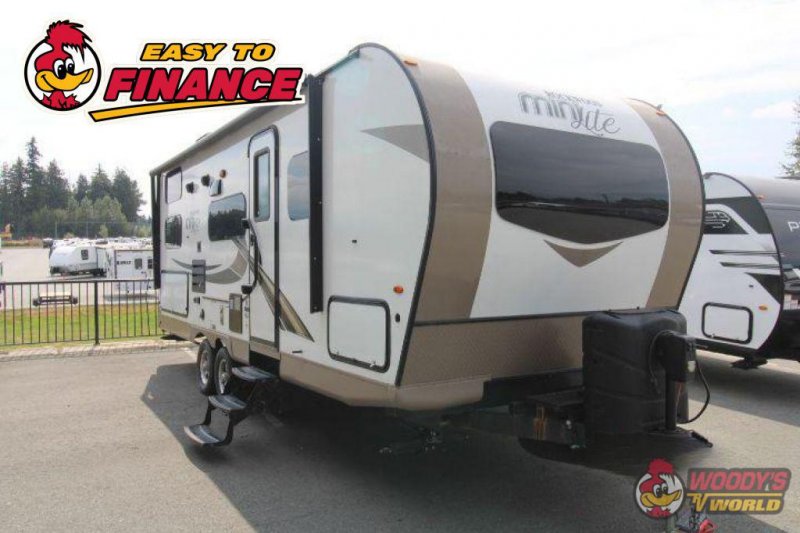 2018 FOREST RIVER ROCKWOOD 2502S