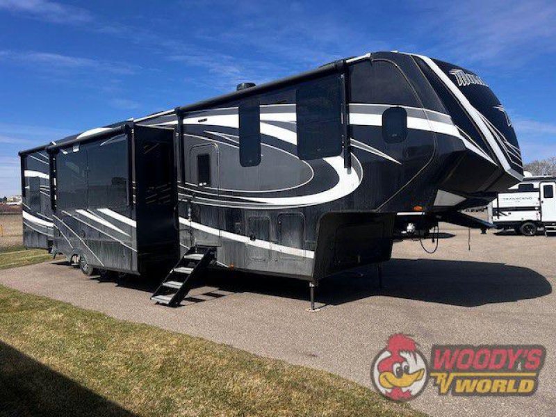 2021 GRAND DESIGN MOMENTUM M-CLASS 395MS