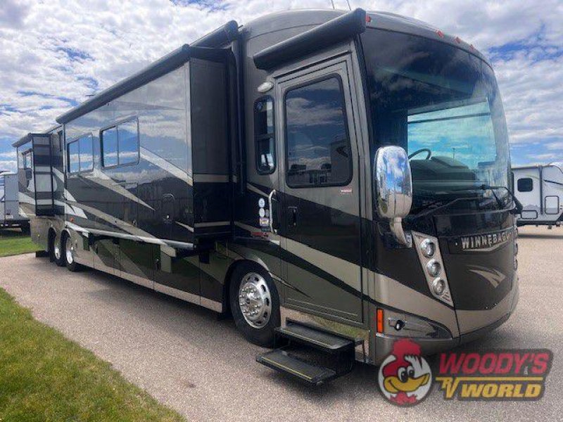 2013 WINNEBAGO RV TOUR 42GD