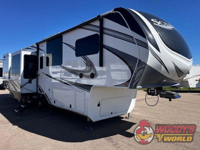 2022 GRAND DESIGN SOLITUDE 390RK