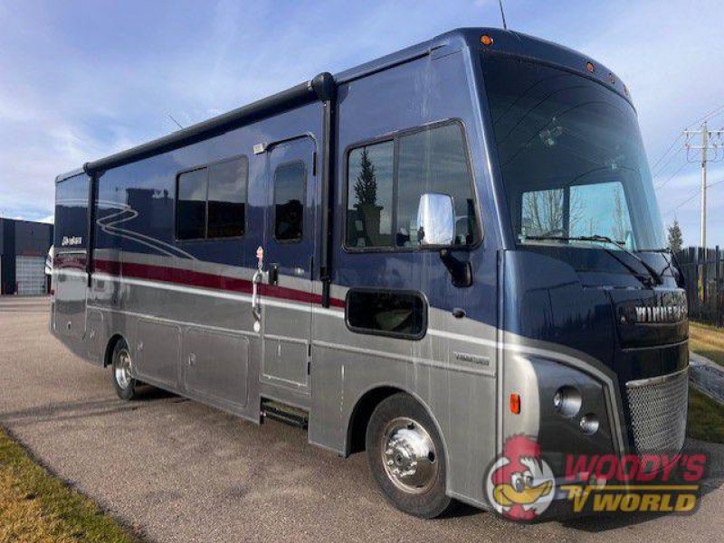 2021 WINNEBAGO ADVENTURER 29B