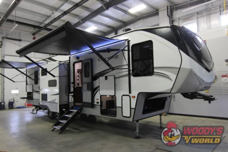 Our RV Inventory in Saskatoon Woody's RV World