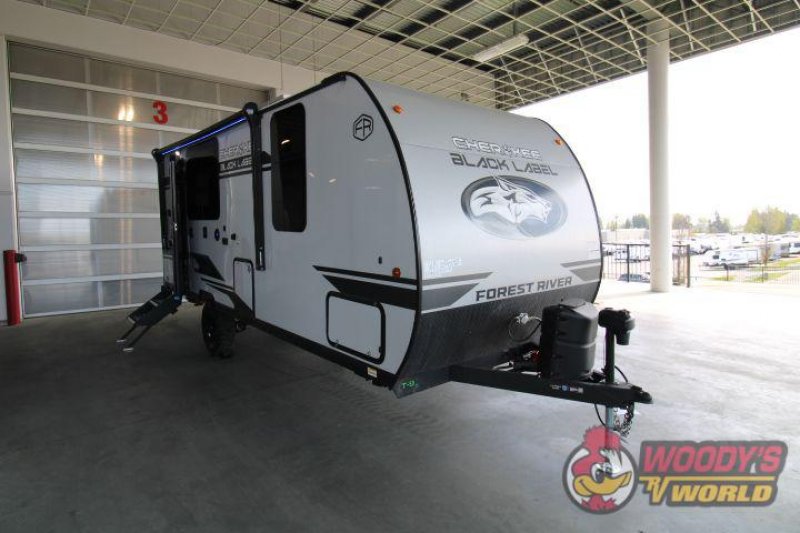 2026 FOREST RIVER WOLF PUP 17SCBL