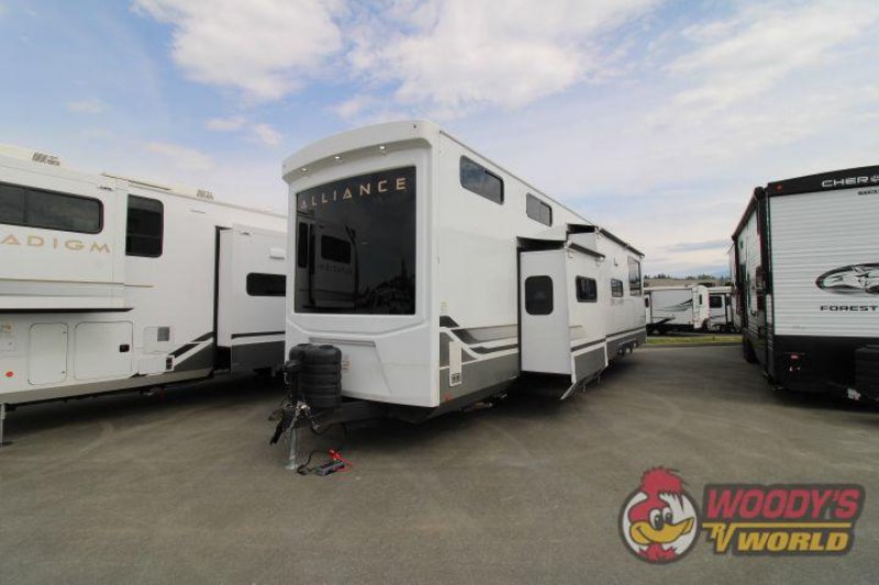 2026 ALLIANCE RV BENCHMARK 44LFT