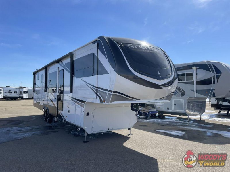 2025 GRAND DESIGN SOLITUDE 382WB