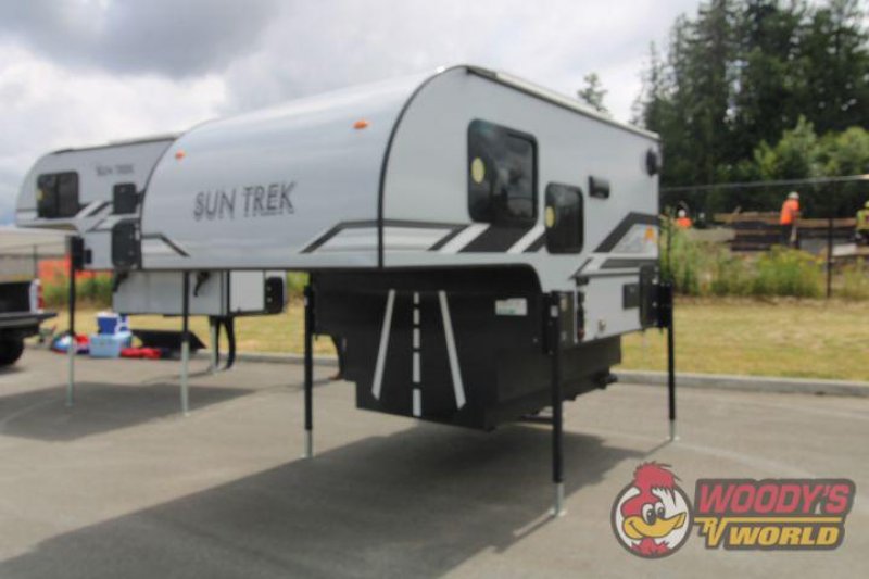 2027 SUNSET PARK RV SUN TREK 700