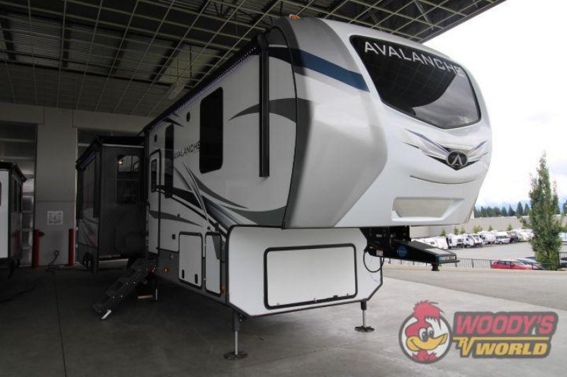 2022 KEYSTONE RV AVALANCHE 312RS