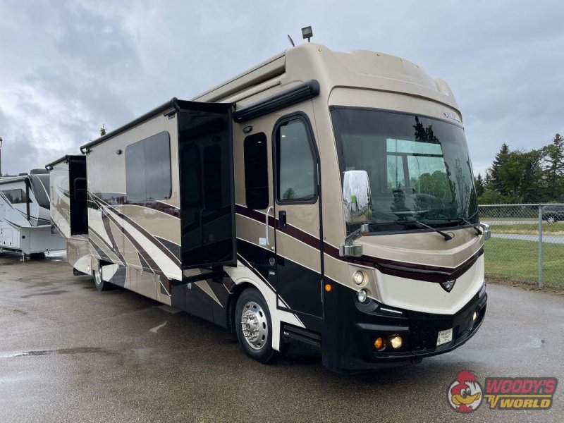 2018 FLEETWOOD DISCOVERY LXE 40D