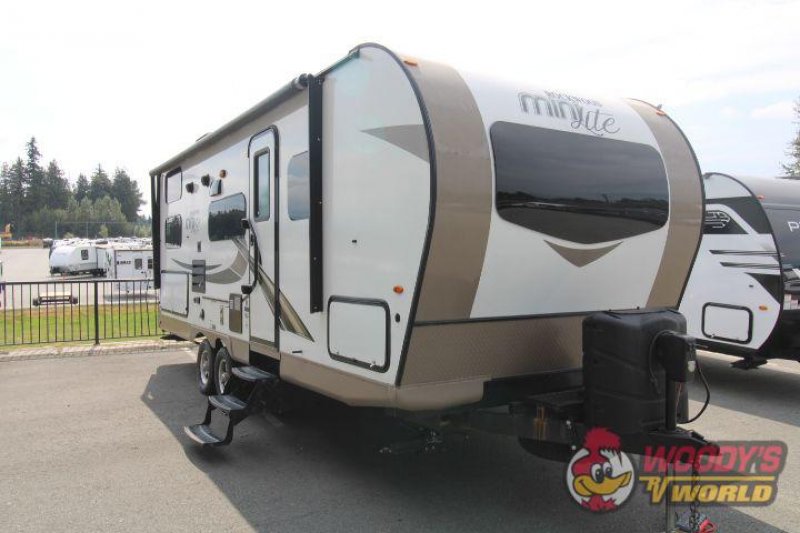 2018 FOREST RIVER ROCKWOOD 2502S