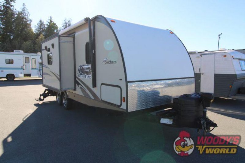 2013 COACHMEN FREEDOM EXPRESS 233RBS