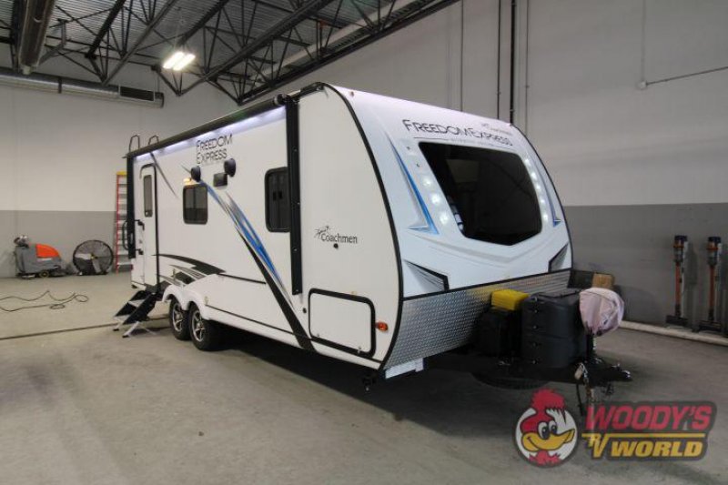 2021 COACHMEN FREEDOM EXPRESS 204RD