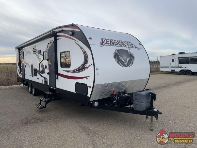 2015 FOREST RIVER VENGEANCE T300
