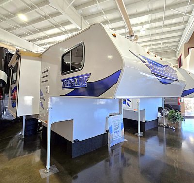 2026 TRAVELAIRE 83SL