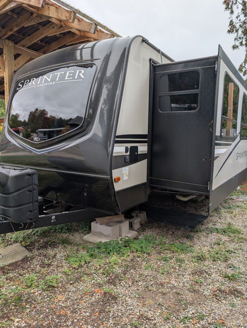 2019 KEYSTONE RV SPRINTER 29FK