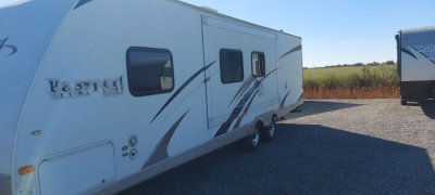 2010 PASSPORT ULTRA LITE 300BH