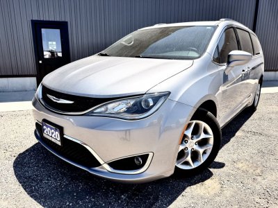 2020 CHRYSLER PACIFICA TOURING