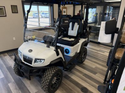2026 EVOLUTION D5 SERIES MAVERICK 2+2 PLUS