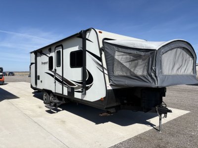 2018 PASSPORT ULTRA LITE EXPANDABLE 217EXP
