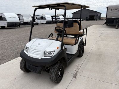 2023 AGT ZEPHYR 2+2